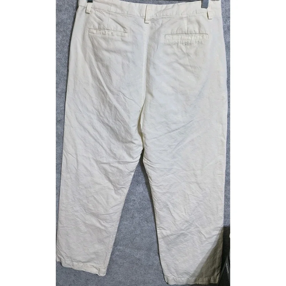 Banana Republic these banana
